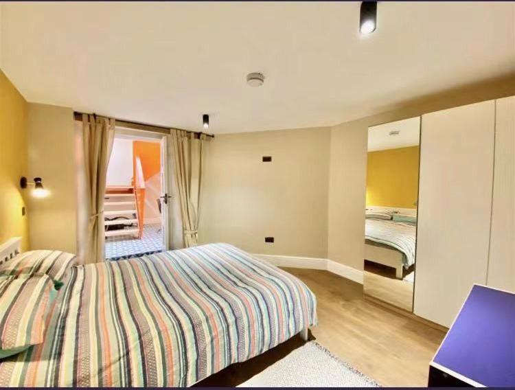 Plymouth Hoe - Stunning 2 Bedroom Lower Ground Floor Apartment ภายนอก รูปภาพ