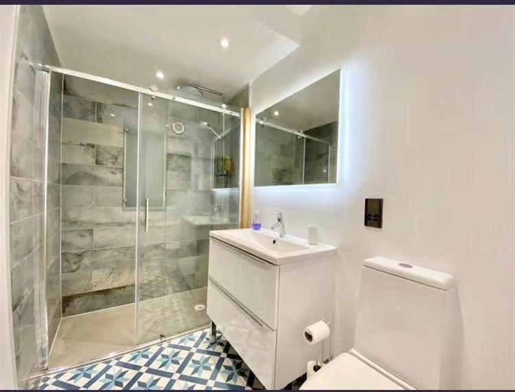 Plymouth Hoe - Stunning 2 Bedroom Lower Ground Floor Apartment ภายนอก รูปภาพ